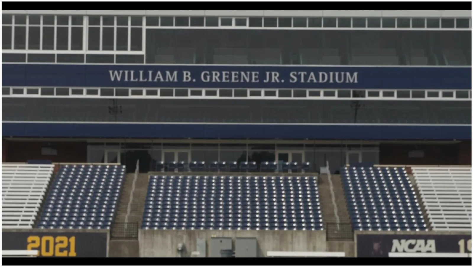 Clean first frame of the empty stadium before the player enters