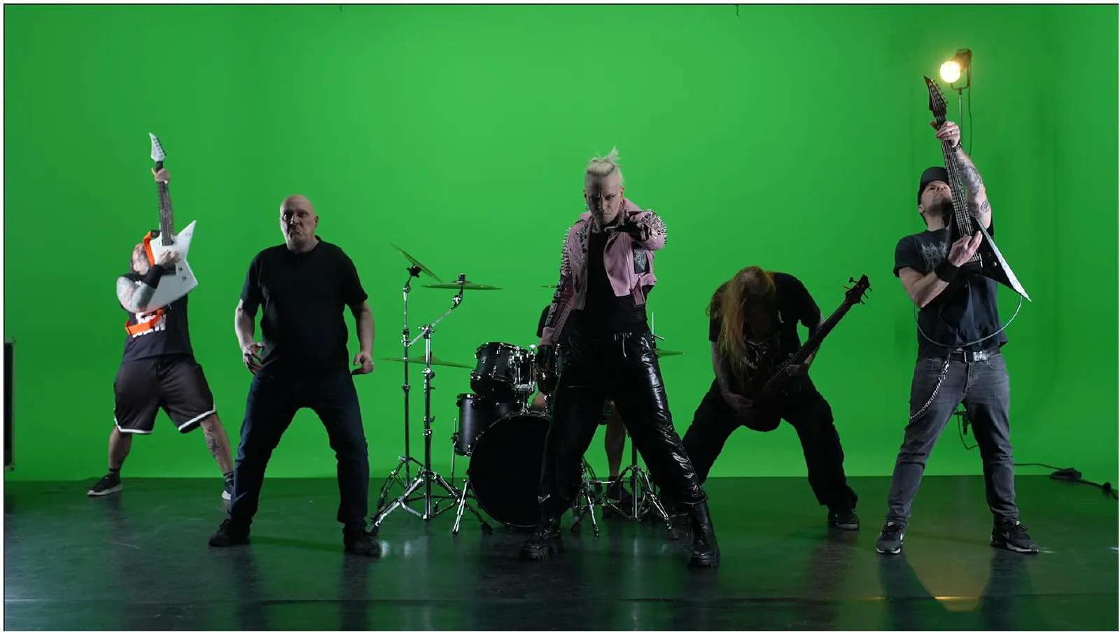 Handheld performance shot transformed with SwitchX